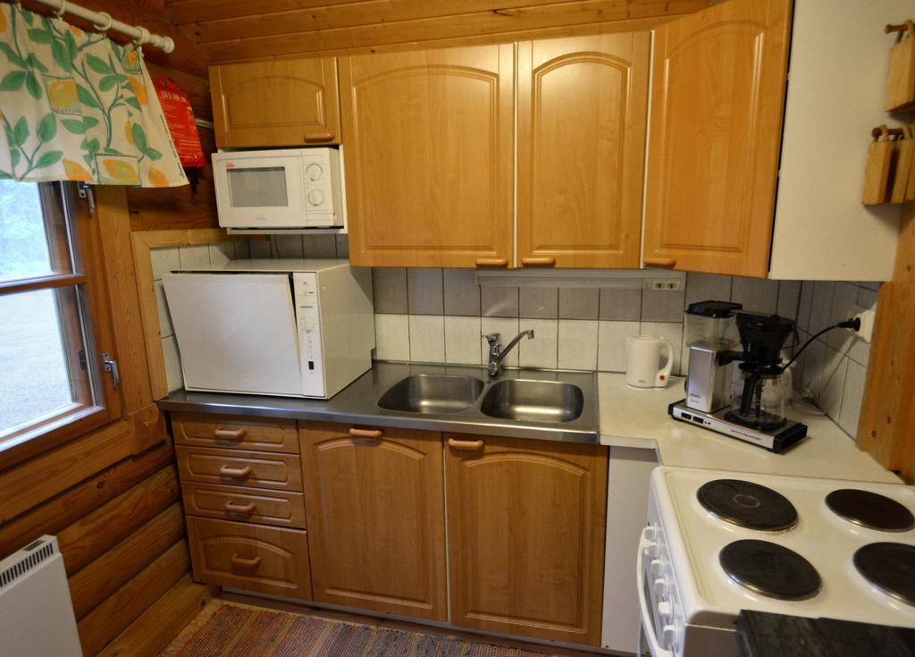 Lomapesae Cottages Пертунмаа Номер фото
